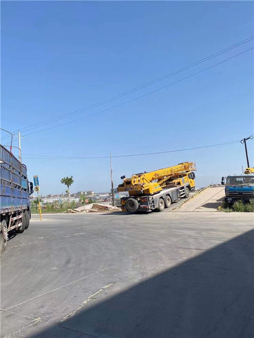 尚义县25吨吊车的租赁价格大概是多少？