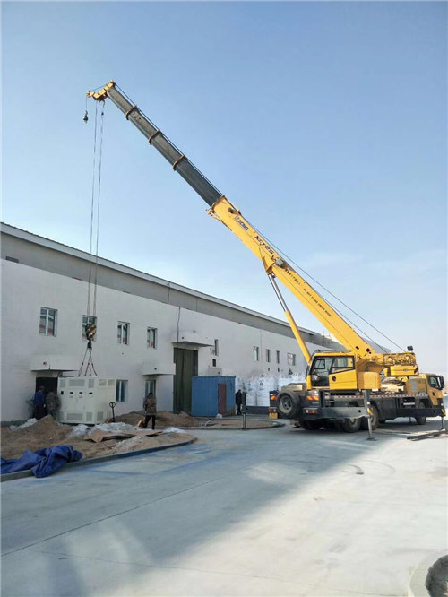 尚义县“超载就喊停”—— 吊车的 “重量保镖” 技术